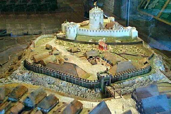 Pembroke Castle (model)