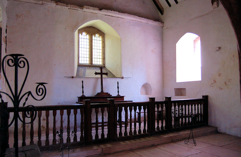 St Ellyw's Church, Llanelieu