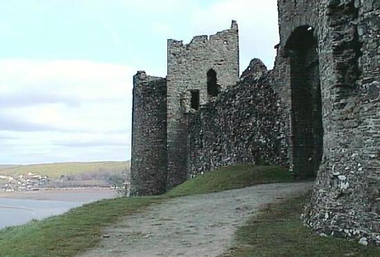 Llansteffan Castle