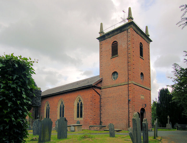 St Llwchaiarn's Church, Llanllwchaiarn