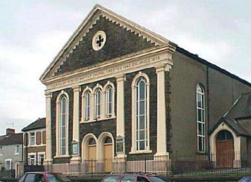 Caersalem Newydd Chapel, Tirdenuaw